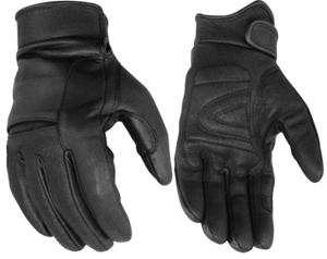 Men’s light lined Cruiser glove made in premium aniline drum dyed naked goat featuring a Comfort knuckle design, adjustable wrist strap and gel palm for those long rides,&nbsp; Available in XS-3X sizing. Available for purchase in our retail shop in Smyrna, TN, just outside of Nashville.&nbsp;