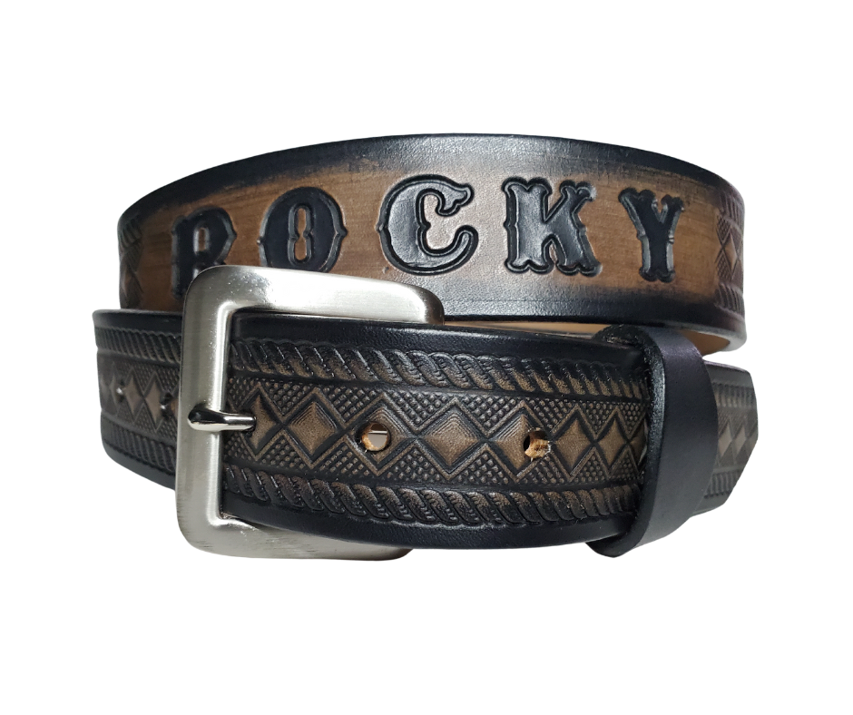 This genuine leather "Diamond" belt is skillfully handcrafted from 8-10 oz, 1/8-inch thick cowhide shoulder leather. Its burnished edges and rope pattern, along with the antique nickel-plated solid brass buckle, are features that make it unique. The belt is finished with a multi-step dyeing technique, and the buckle is secured with heavy-duty snaps. It is created in our local shop outside of Nashville, TN in Smyrna.