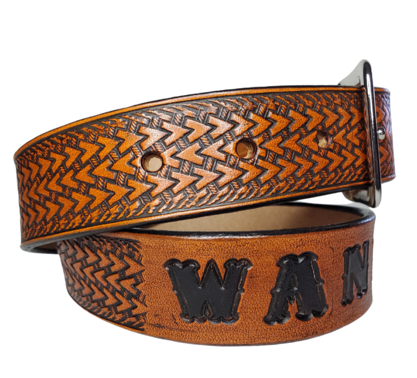 Our "Lil Wayfarer" is just like the Wayfarer' for dad or mom. Full grain American vegetable tanned cowhide approx. 1/8"thick. Width is 1 1/4" and includes Antique Nickle plated Solid Brass buckle. We Hand Finish with each belt. Edges are smooth burnished painted edges. Made in our Smyrna, TN, USA shop. Buckle snaps in place for easy changing if desired.  Choose with or without name